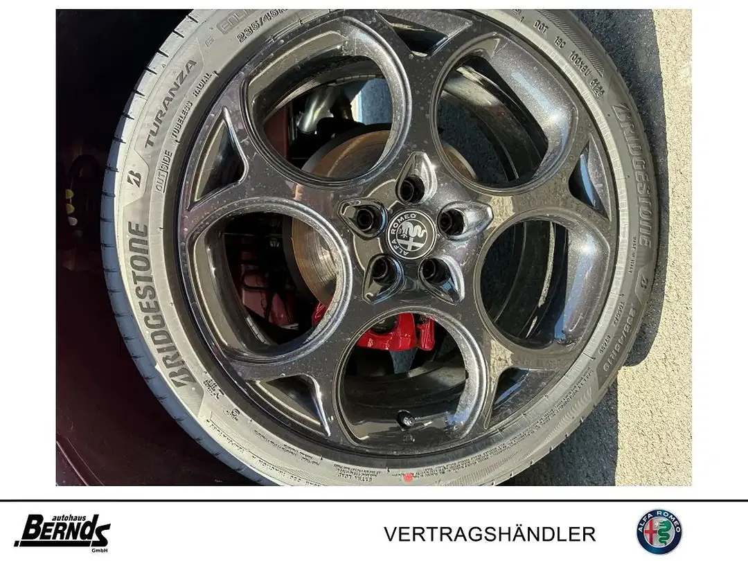 Alfa Romeo Tonale 1.5 Hybrid Veloce - foto 14