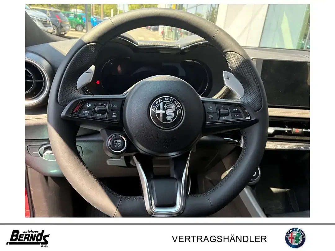 Alfa Romeo Tonale 1.5 Hybrid Veloce - Thumbnail 5