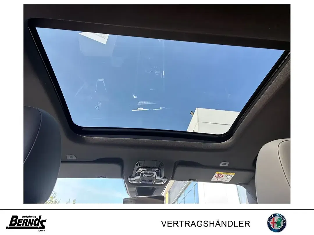 Alfa Romeo Tonale 1.5 Hybrid Veloce - Thumbnail 6