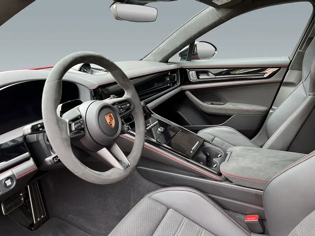 Porsche Panamera GTS - Thumbnail 4