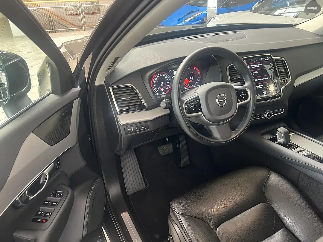 Volvo XC90 T8 AWD - foto 15