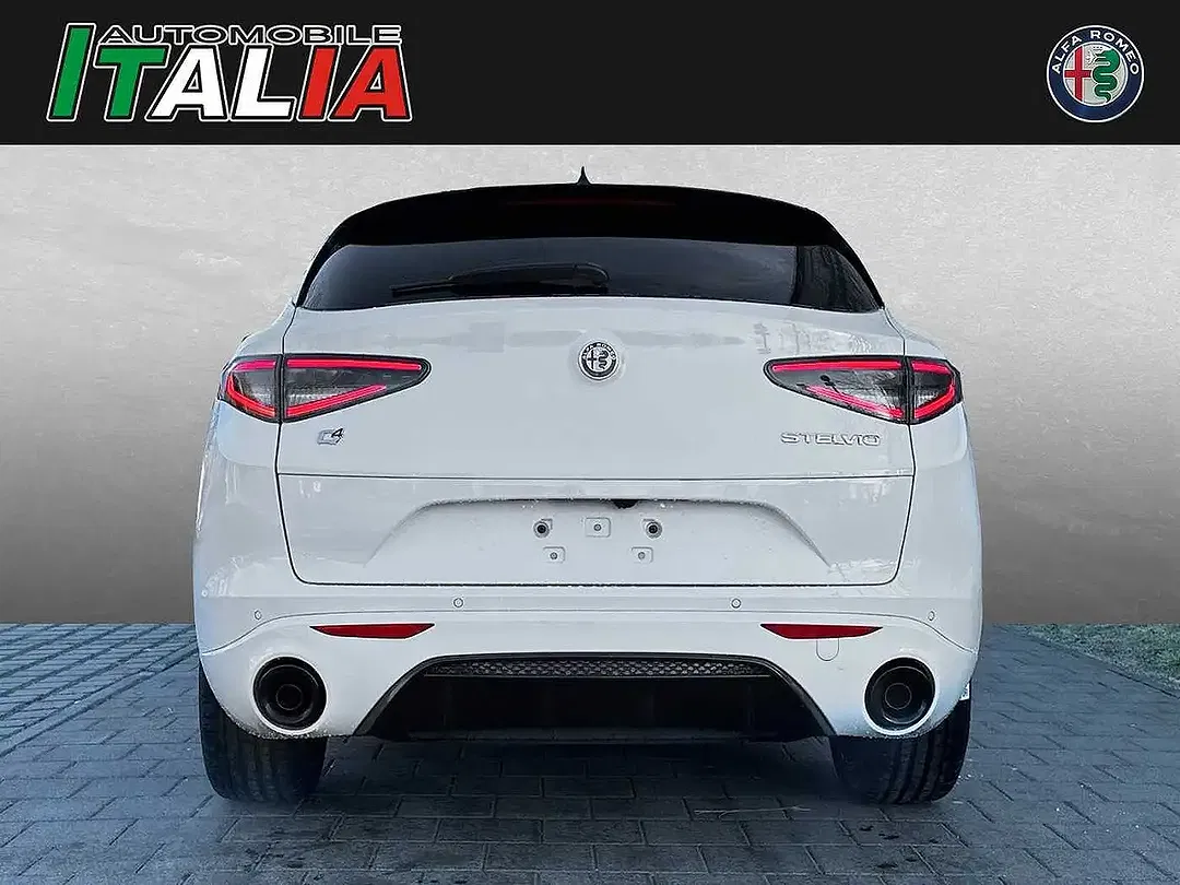 Alfa Romeo Stelvio 2.0 Turbo Q4 Tributo Italiano - Thumbnail 4