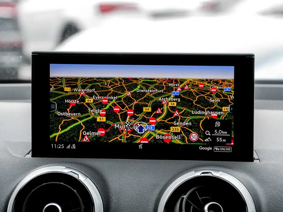 Audi Q2 35 TFSI S tronic Matrix LED S line - Thumbnail 7