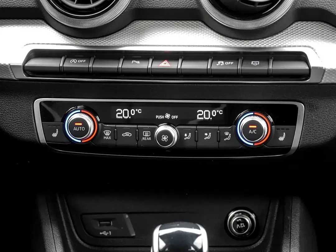 Audi Q2 35 TFSI S tronic Matrix LED S line - Thumbnail 8