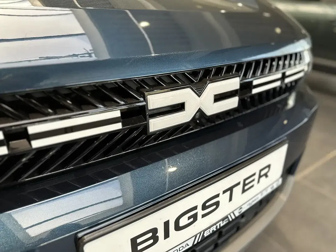 Dacia Bigster TCe Journey - Thumbnail 7