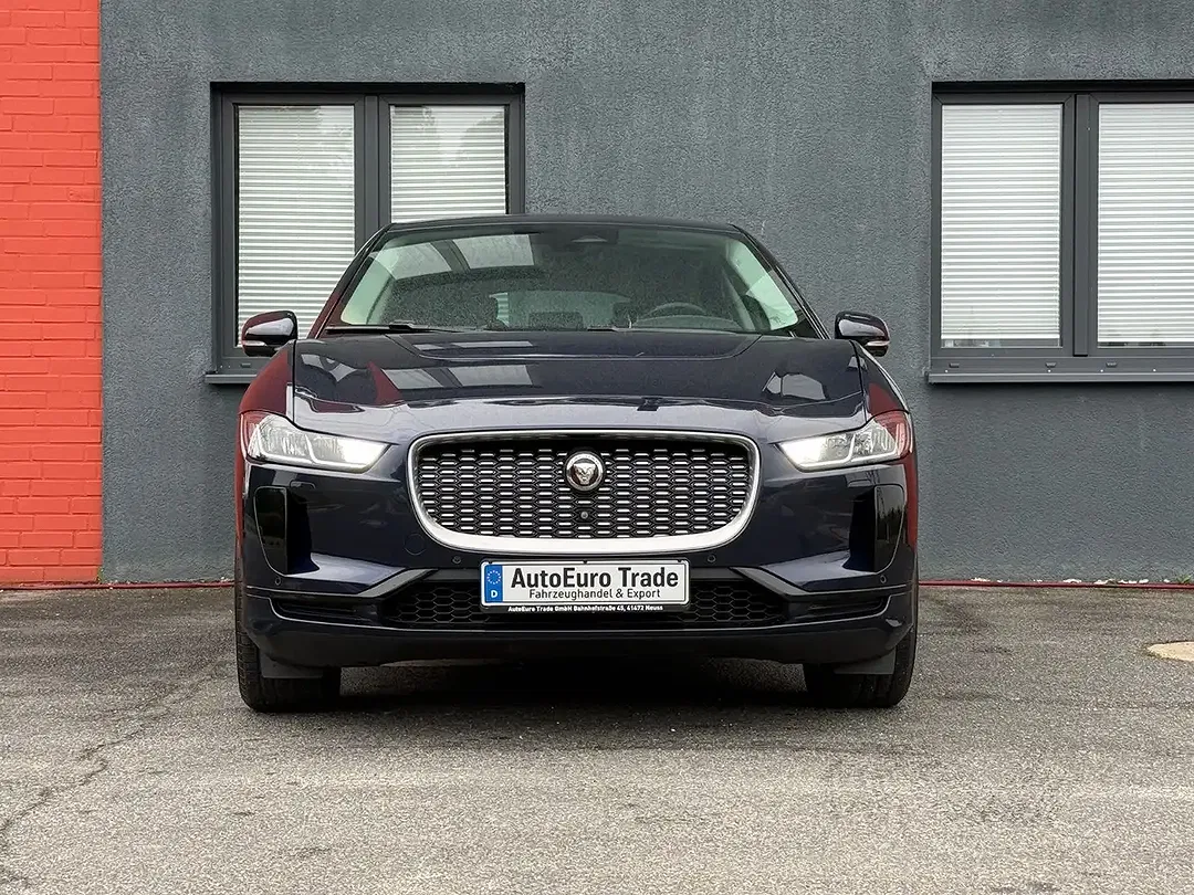 Jaguar I-Pace 4x4 - Thumbnail 3