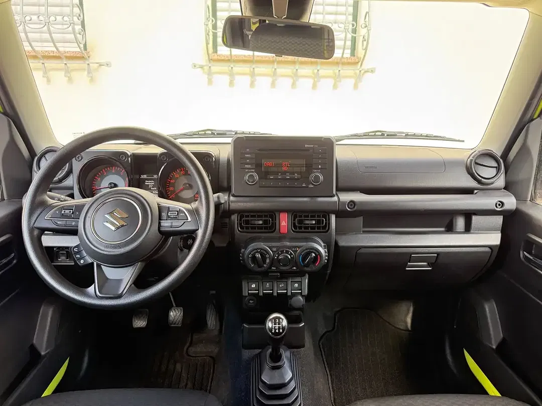 Suzuki Jimny 4x4 - Thumbnail 13
