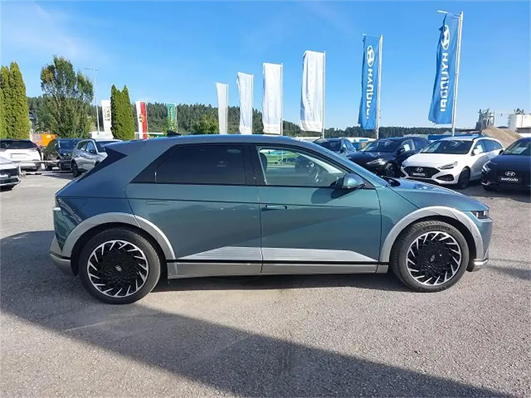 Hyundai IONIQ 5 - Thumbnail 6