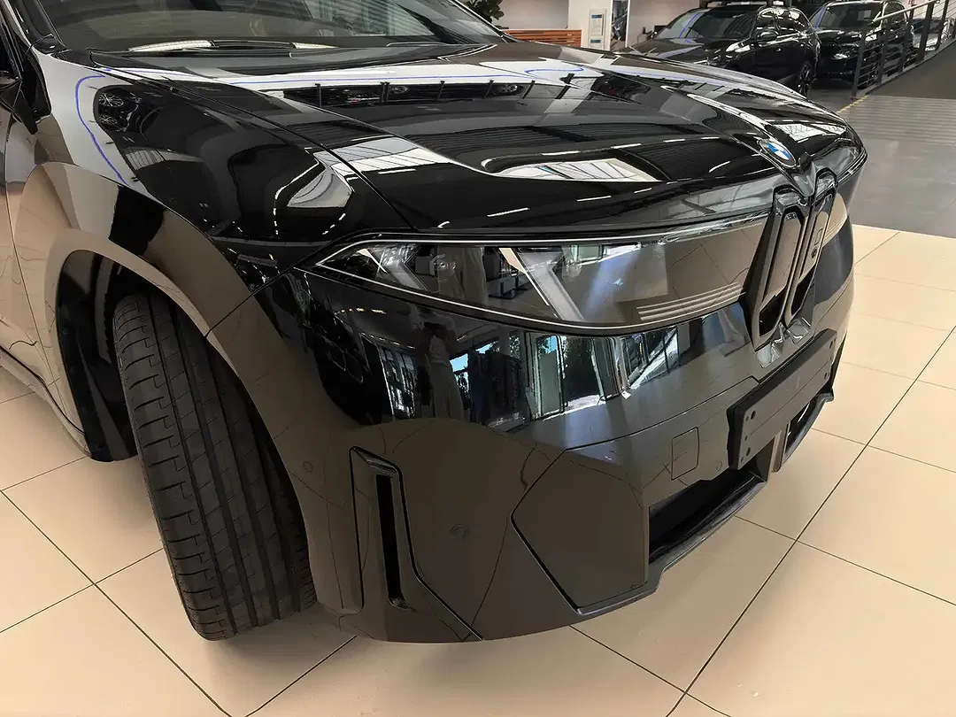 BMW iX3 M Sport - Thumbnail 5