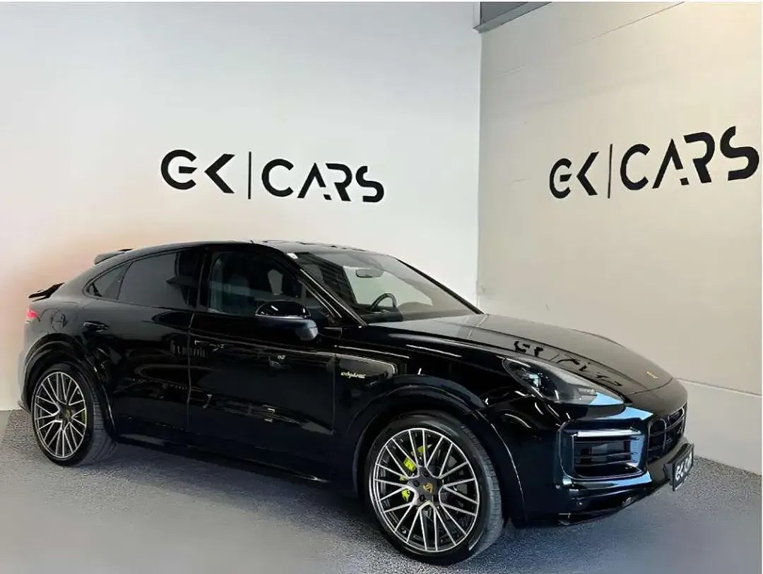 Porsche Cayenne E-Hybrid Sport Design Coupe - Thumbnail 3