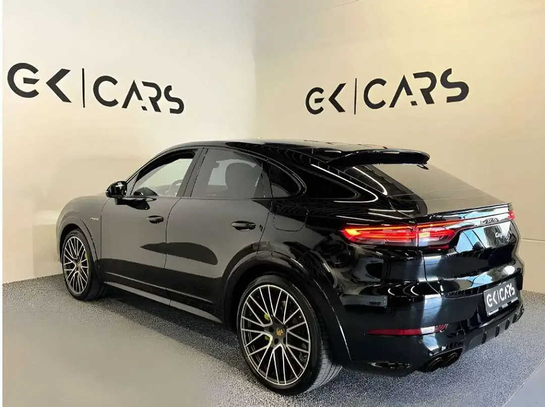 Porsche Cayenne E-Hybrid Sport Design Coupe - Thumbnail 5