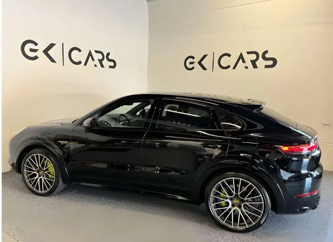 Porsche Cayenne E-Hybrid Sport Design Coupe - Thumbnail 6