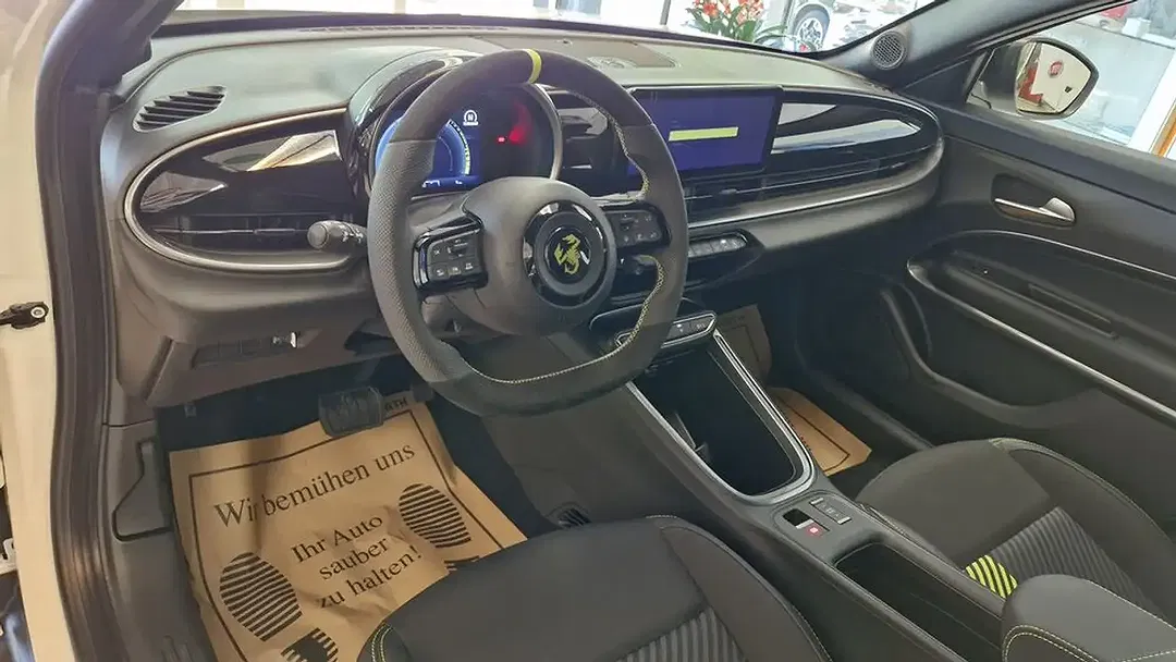 Abarth 600e Turismo - Thumbnail 9