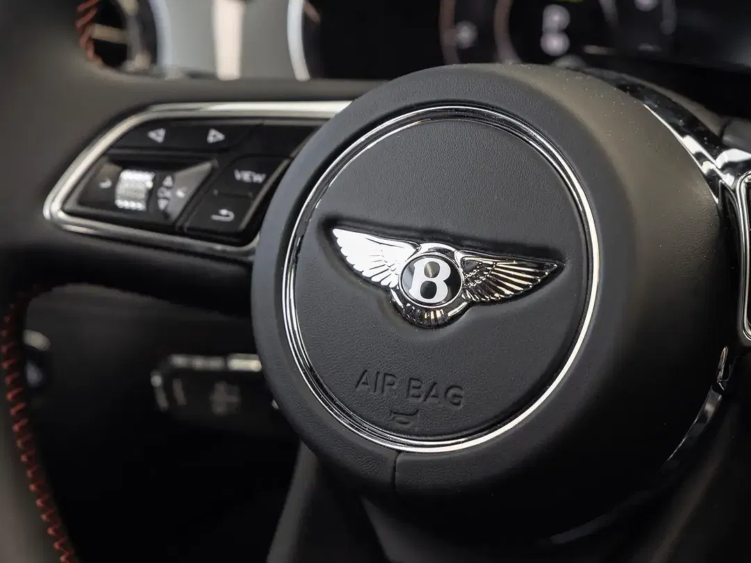 Bentley Bentayga Speed - Thumbnail 12