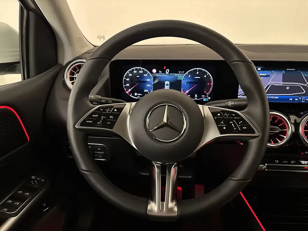 Mercedes-Benz B 180 - Thumbnail 8
