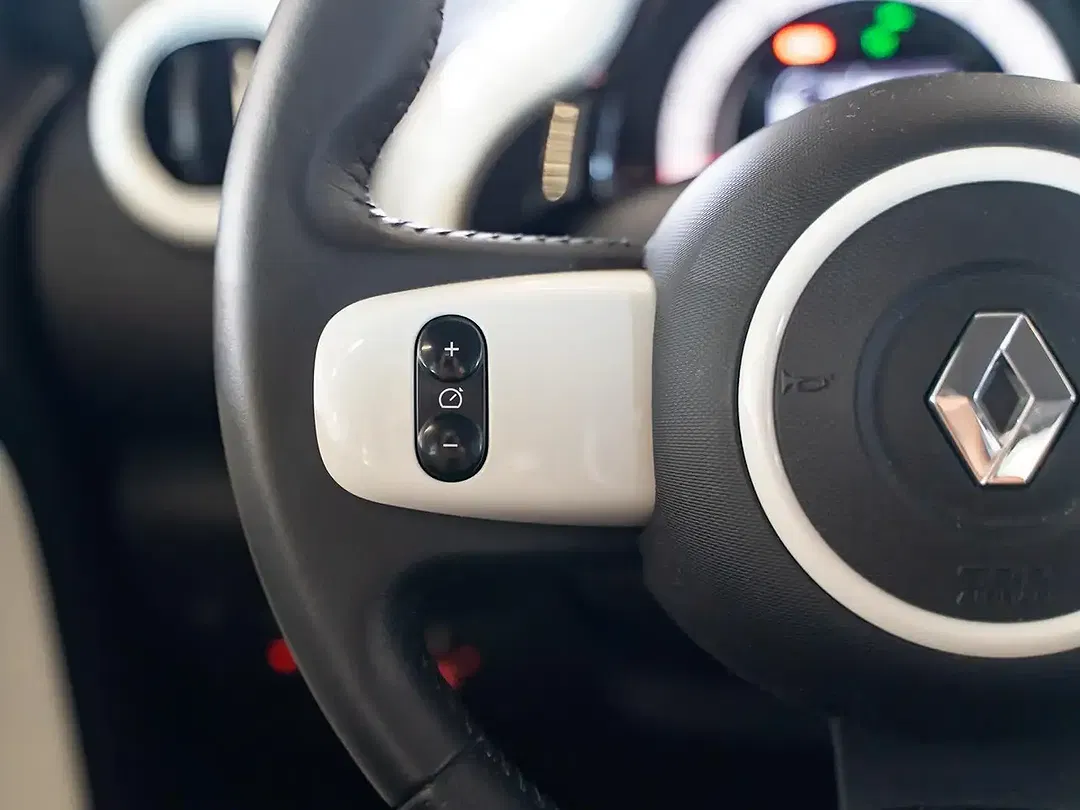 Renault Twingo E-Tech Intens - Thumbnail 12