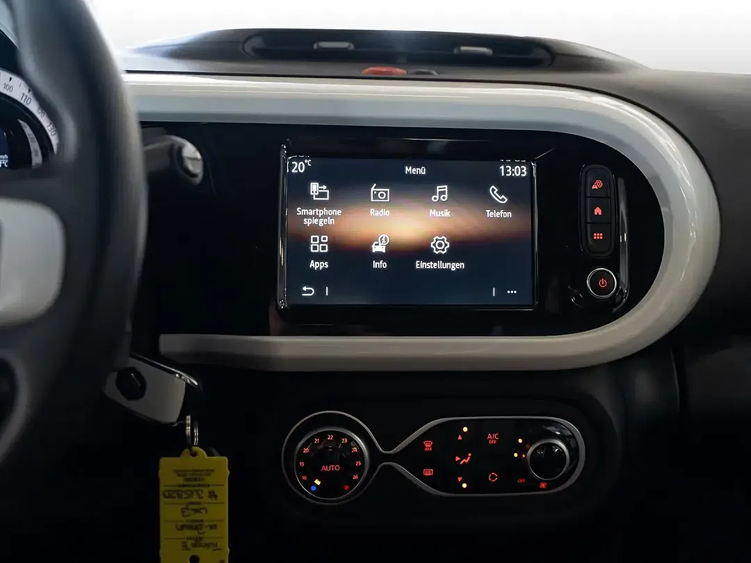 Renault Twingo E-Tech Intens - Thumbnail 6