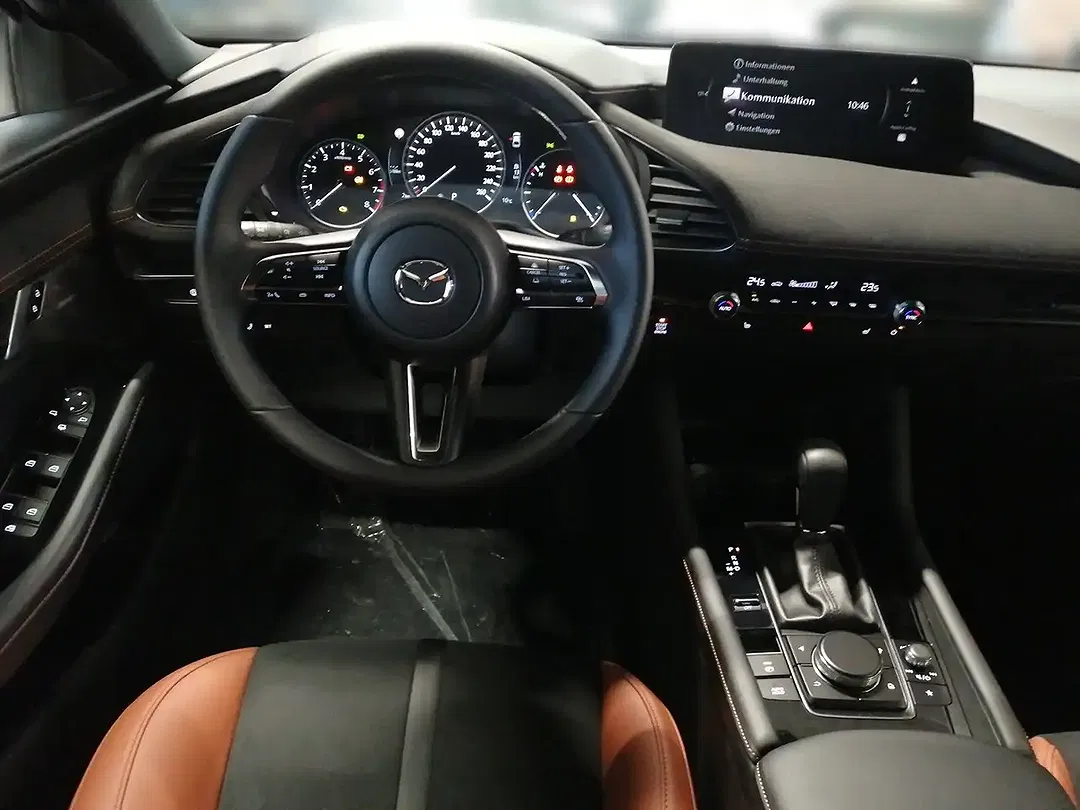 Mazda 3 AUT - Thumbnail 9