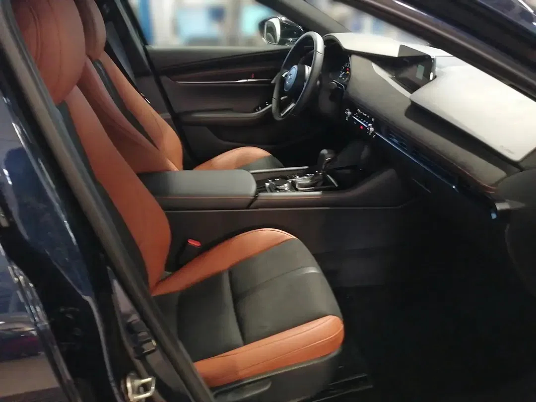 Mazda 3 AUT - Thumbnail 13