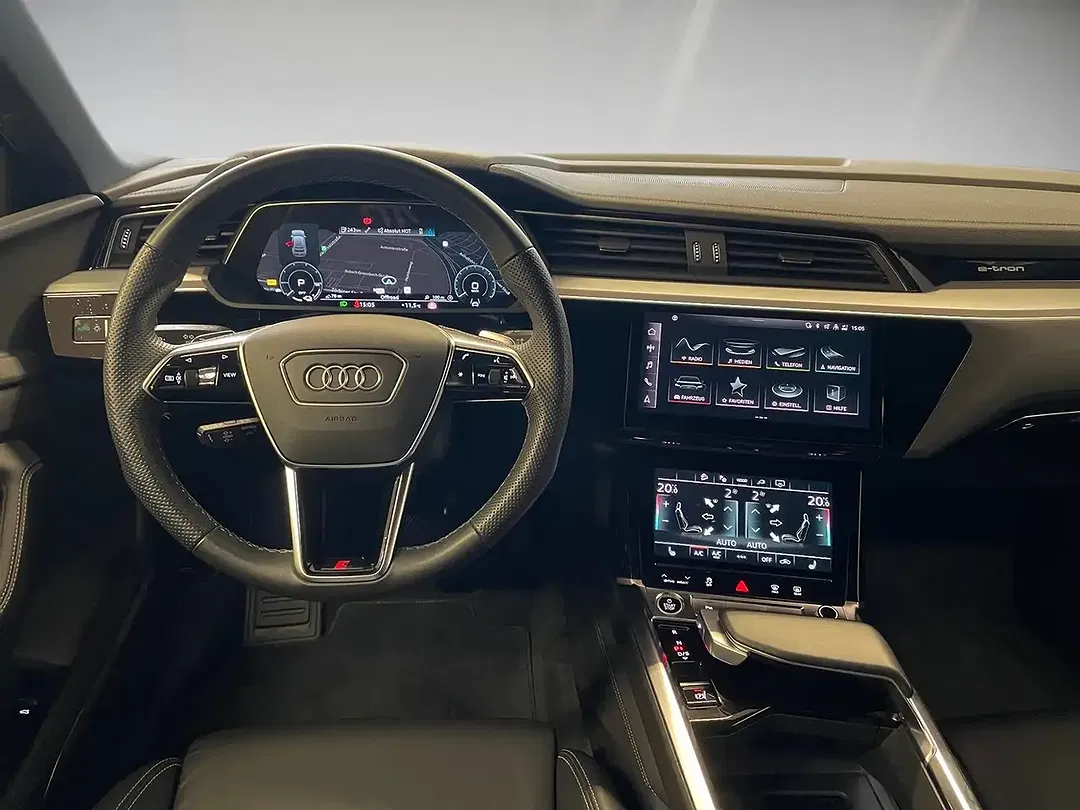 Audi e-tron 55 quattro Sportback S line - Thumbnail 10