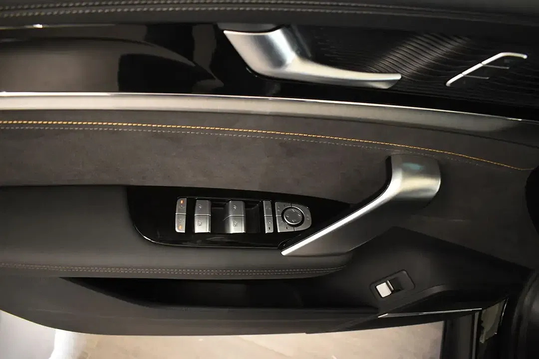BYD Tang EV AWD Flagship - Thumbnail 10