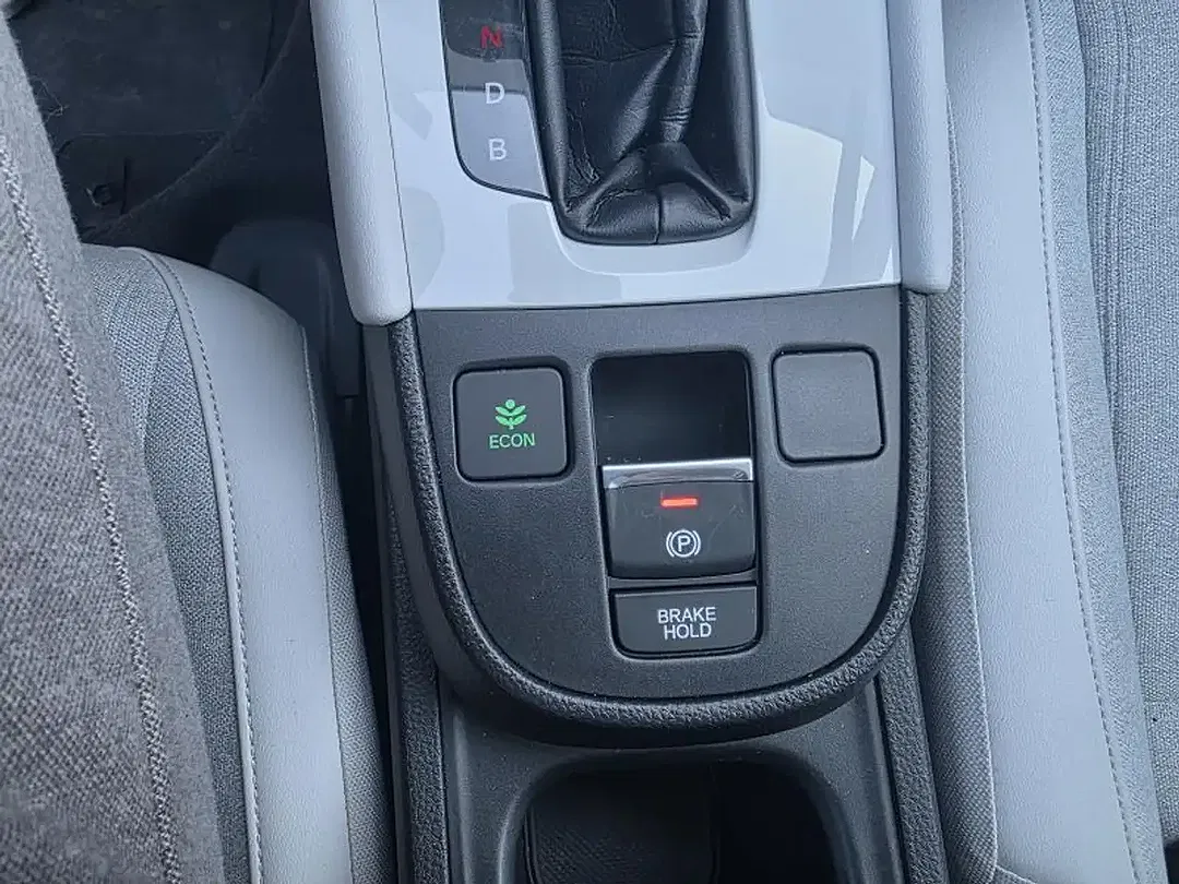 Honda Jazz 1.5 Hybrid - Thumbnail 18