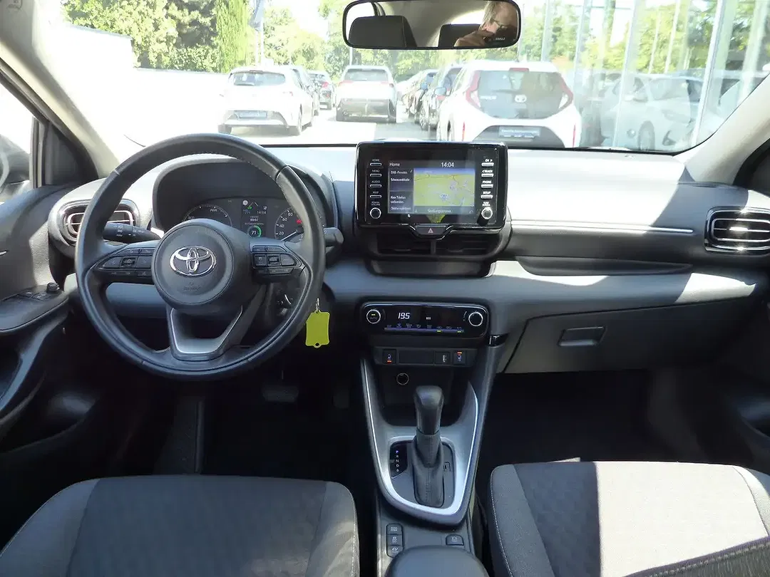 Toyota Yaris Hybrid Business Edition - Thumbnail 8