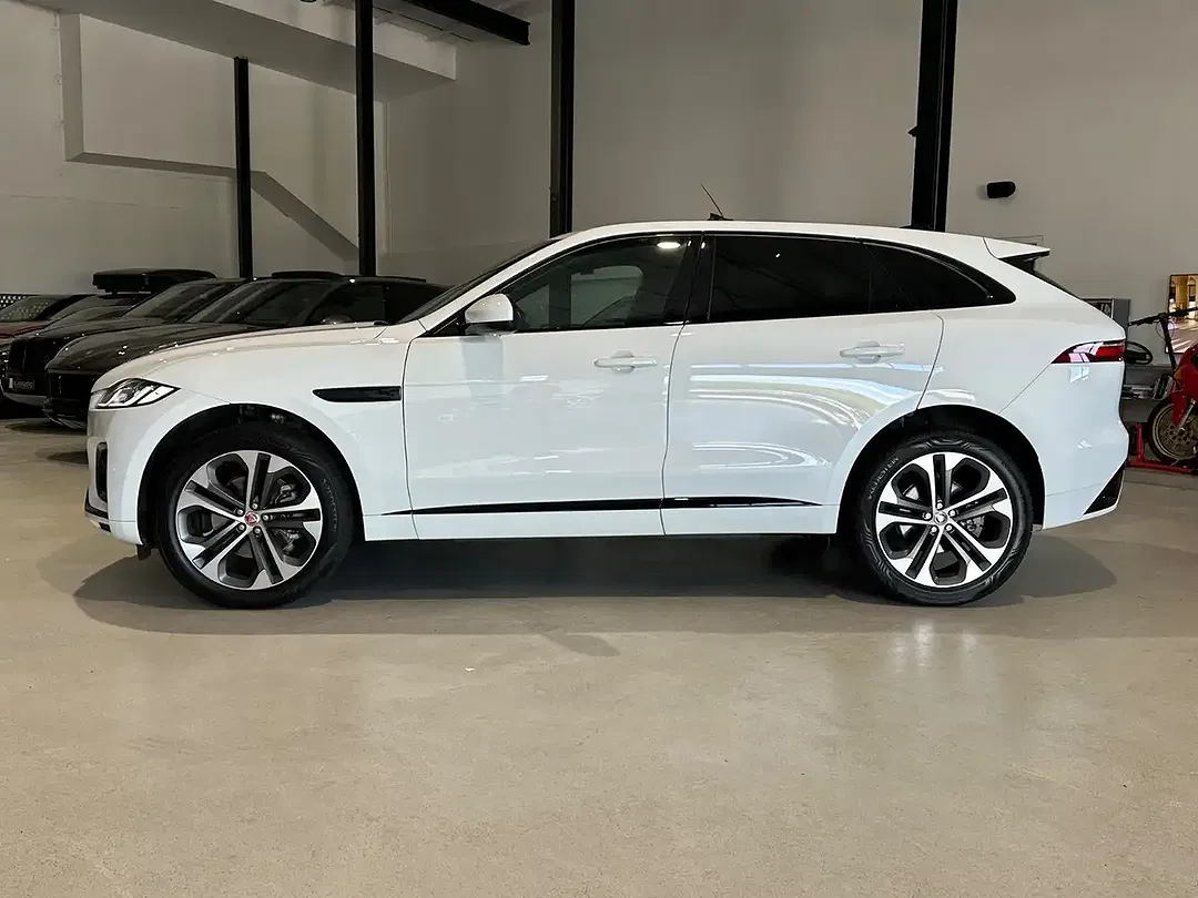 Jaguar F-Pace 4x4 R-Dynamic S - Thumbnail 5
