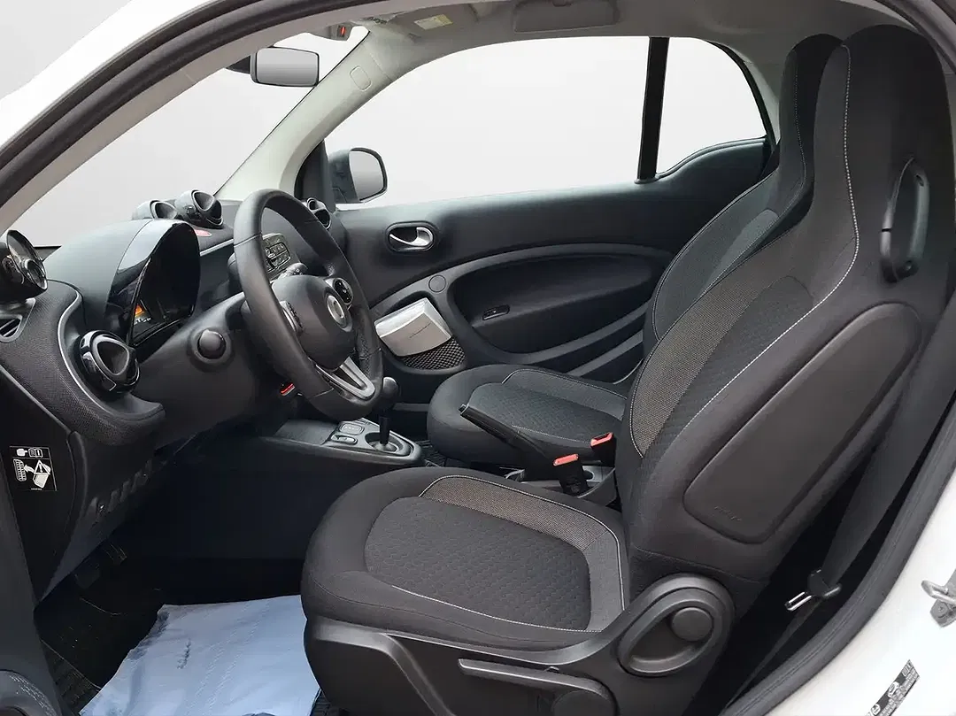 smart forTwo - Thumbnail 4