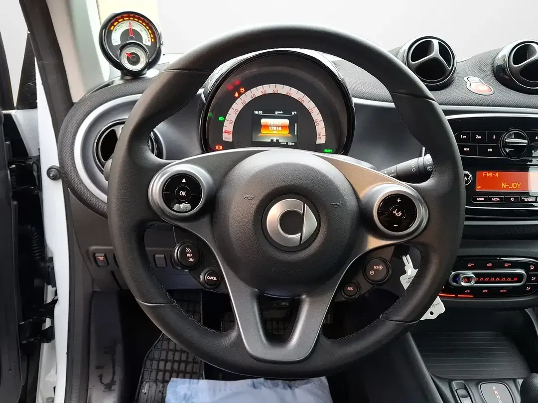 smart forTwo - Thumbnail 5