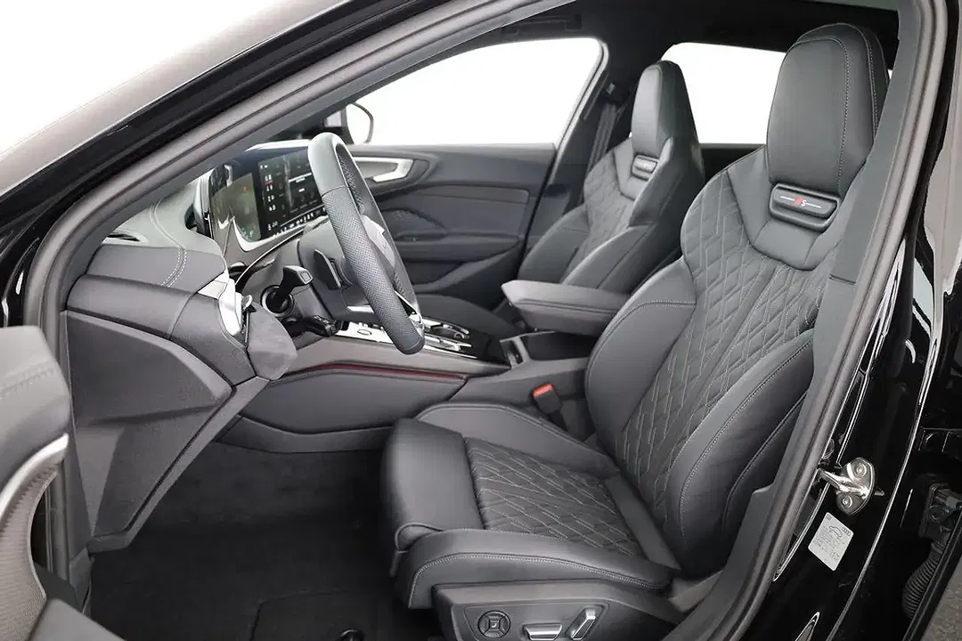 Audi S5 TFSI quattro Avant - Thumbnail 11