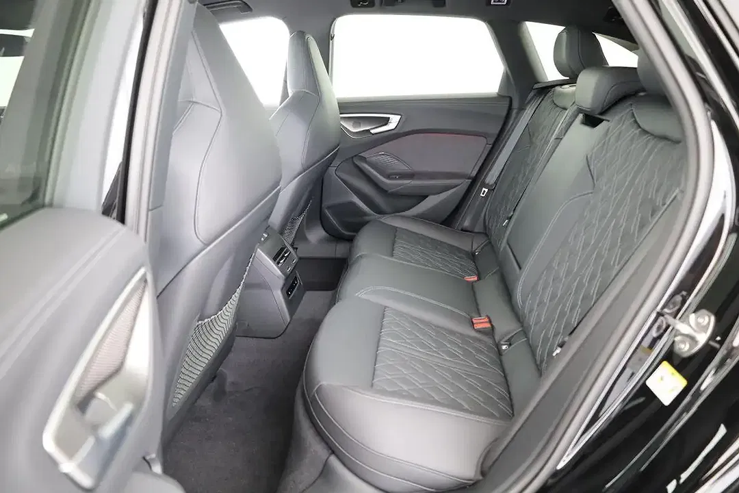 Audi S5 TFSI quattro Avant - Thumbnail 12