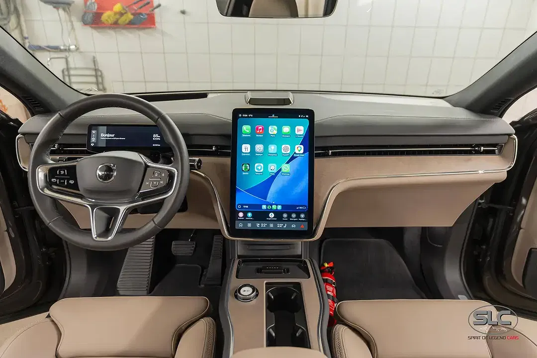 Volvo EX90 AWD Twin Motor Plus - Thumbnail 10