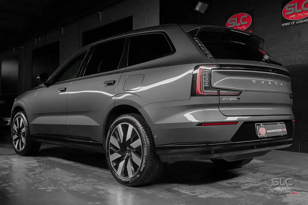 Volvo EX90 AWD Twin Motor Plus - Thumbnail 3