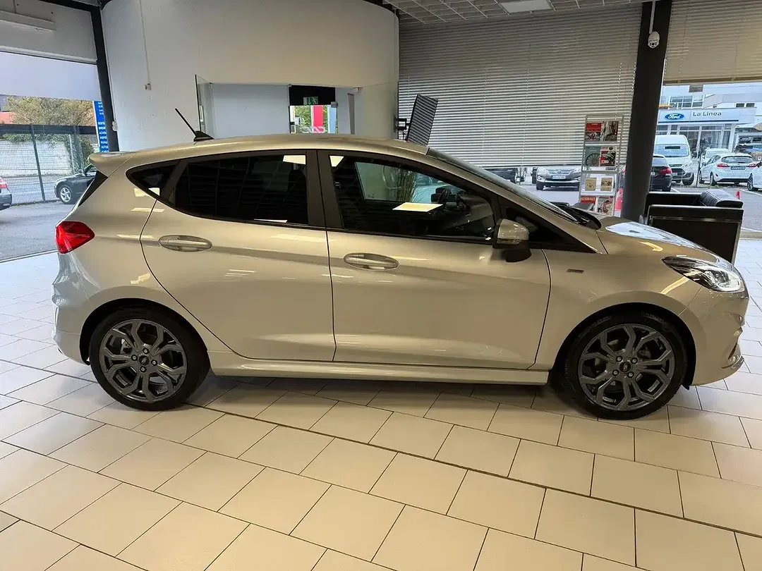 Ford Fiesta ST-Line - Thumbnail 3