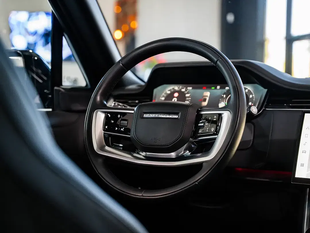 Land Rover Range Rover SV Executive - Thumbnail 10
