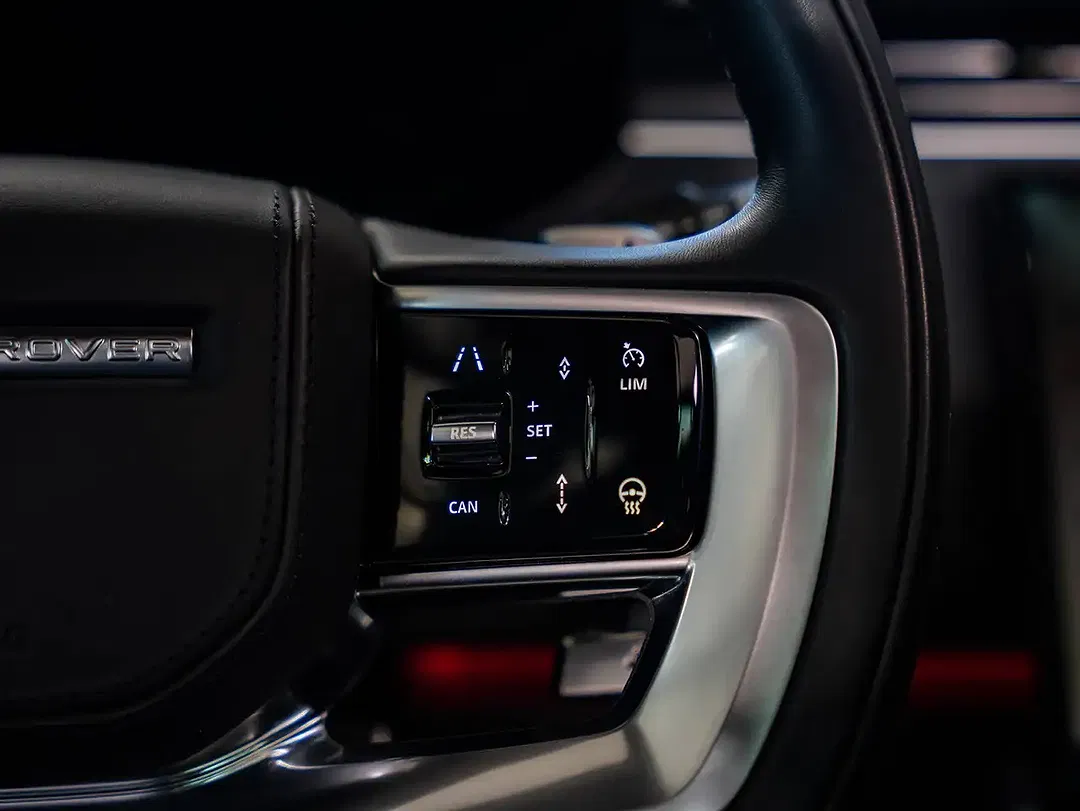 Land Rover Range Rover SV Executive - Thumbnail 11