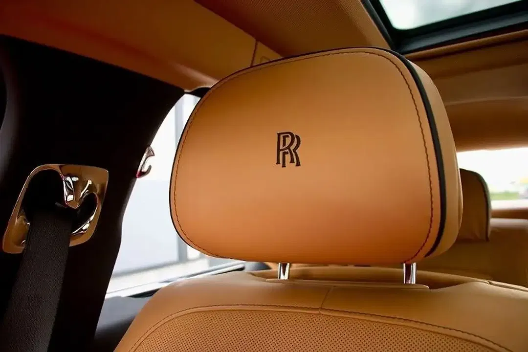 Rolls-Royce Ghost - Thumbnail 16