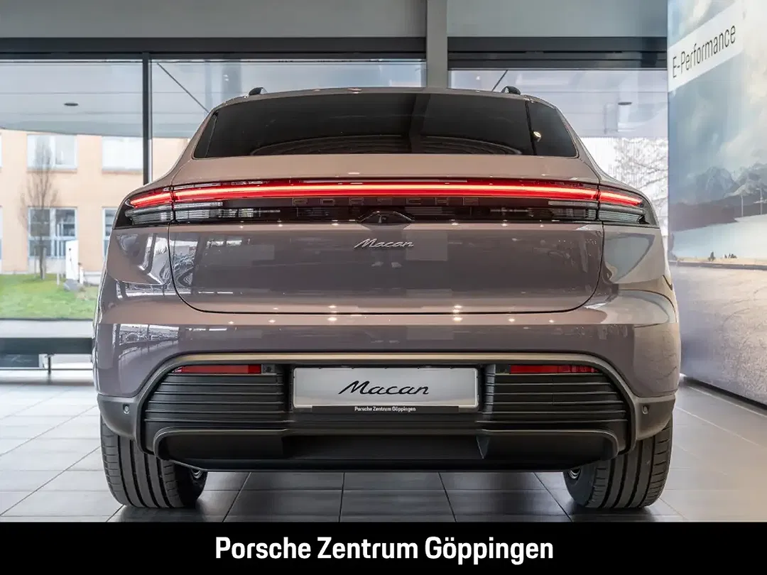 Porsche Macan - Thumbnail 5