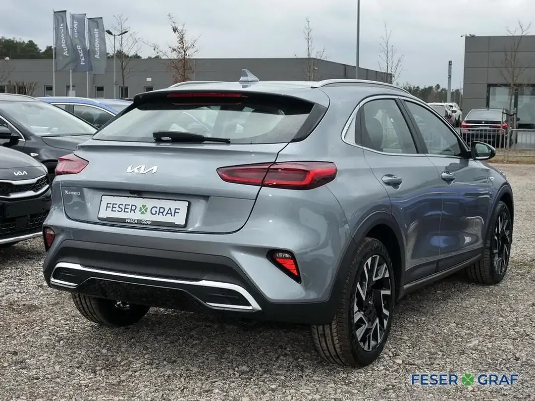 Kia XCeed 1.6 DCT Vision Comfort - foto 2