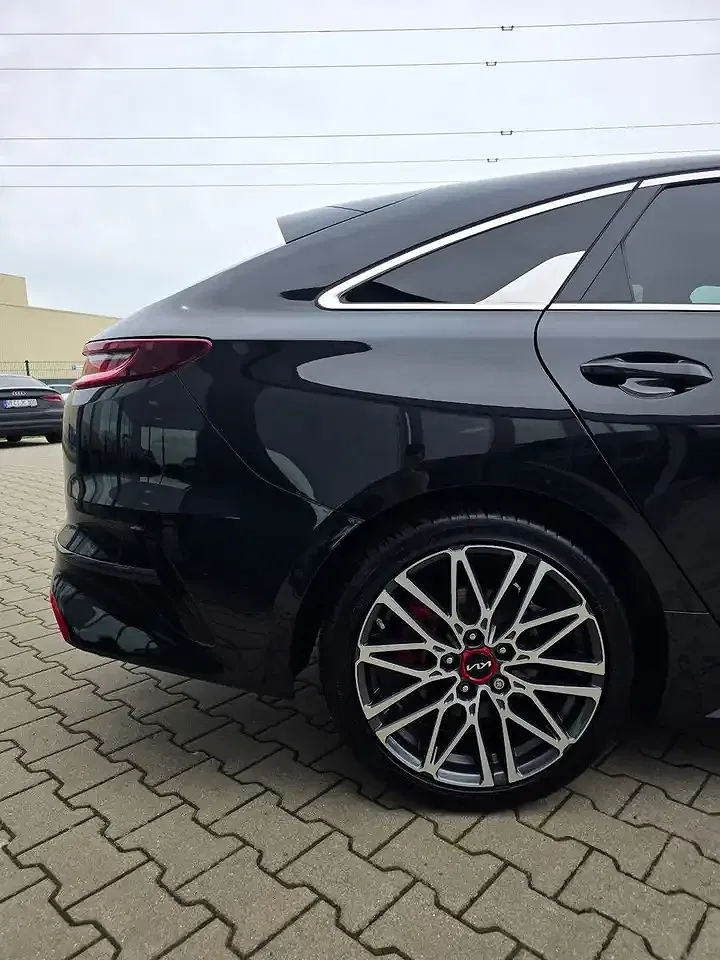 Kia ProCeed / pro_cee'd GT - foto 15