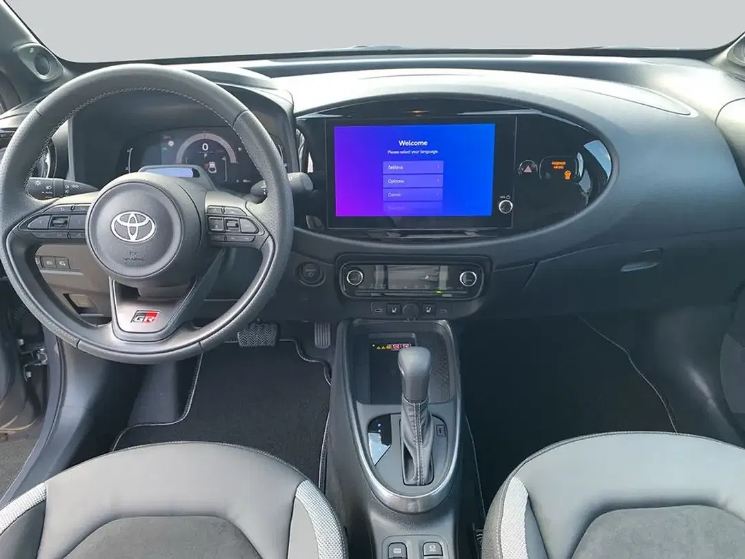 Toyota Aygo X 1.5 Hybrid GR Sport - Thumbnail 13