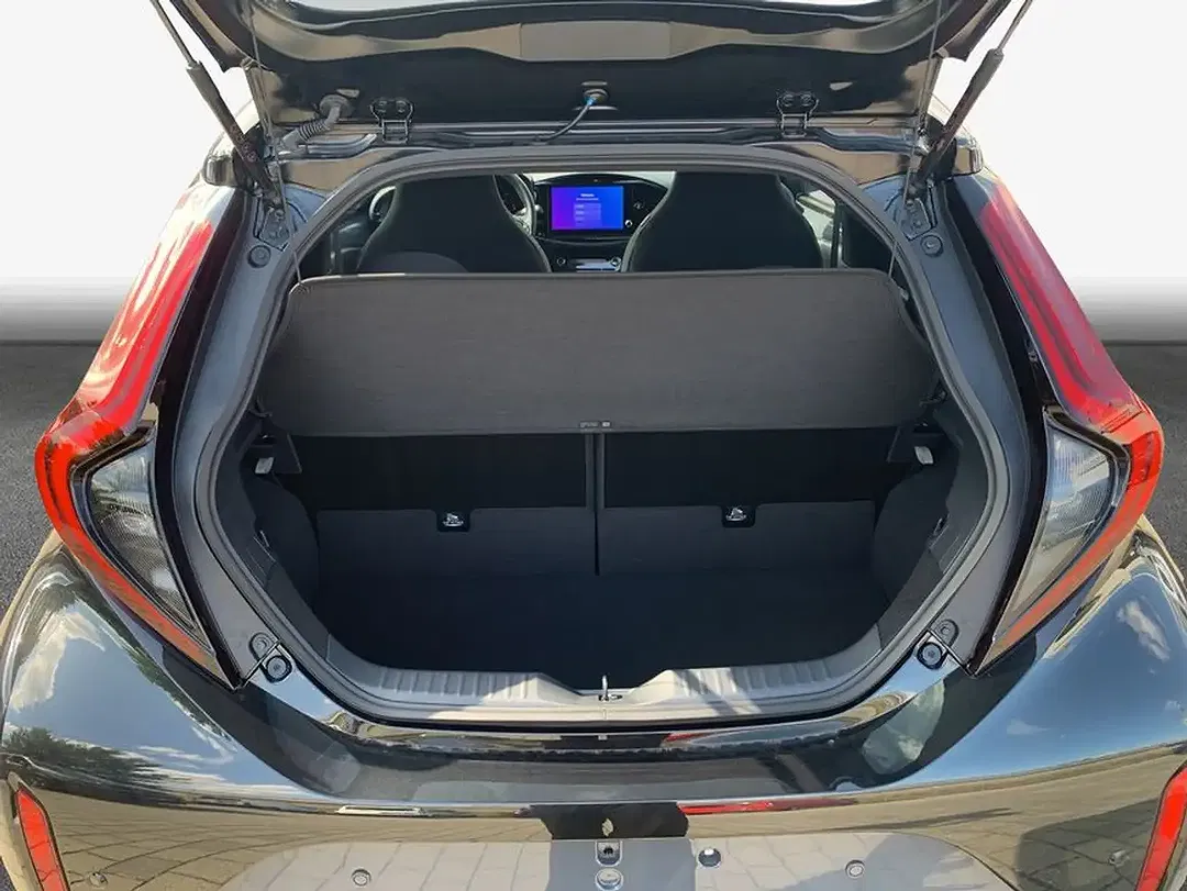 Toyota Aygo X 1.5 Hybrid GR Sport - Thumbnail 8