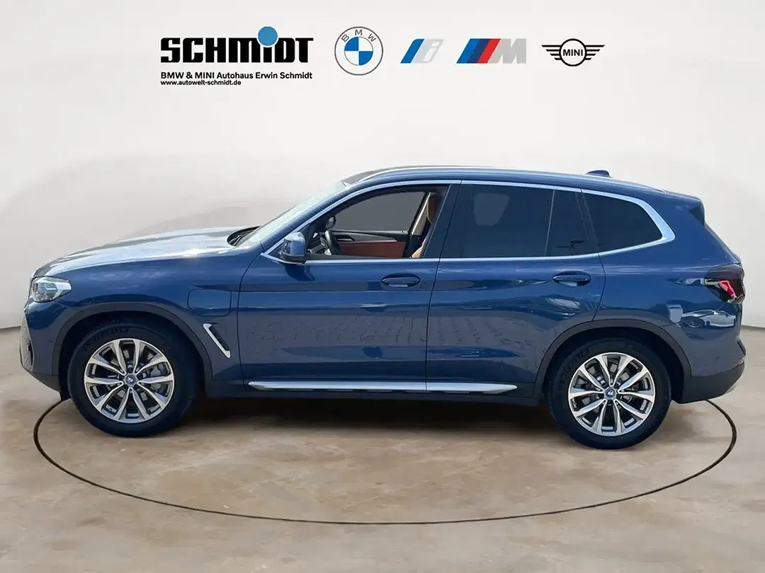 BMW X3 xDrive - Thumbnail 3