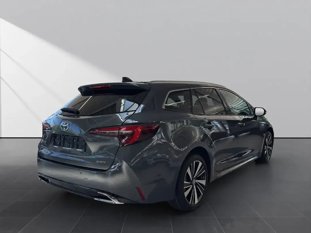 Toyota Corolla Hybrid Teamplayer - Thumbnail 4