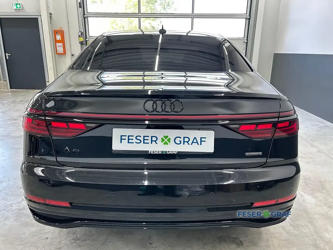 Audi A8 50 TDI S line - Thumbnail 4