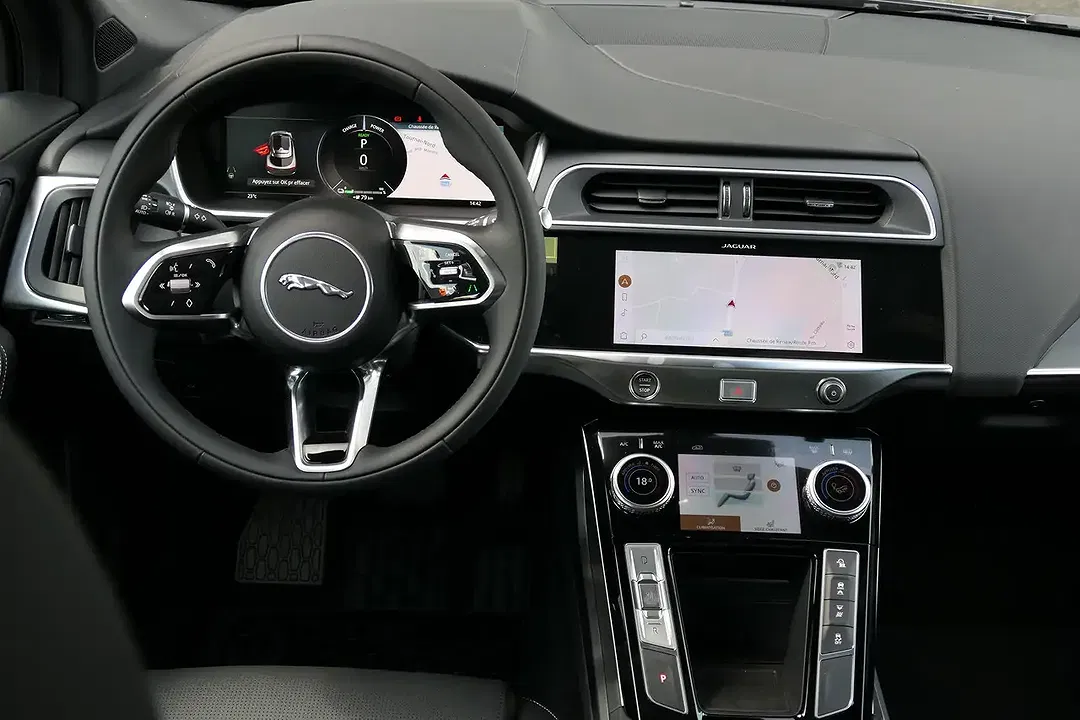 Jaguar I-Pace EV400 4x4 R-Dynamic SE - Thumbnail 10