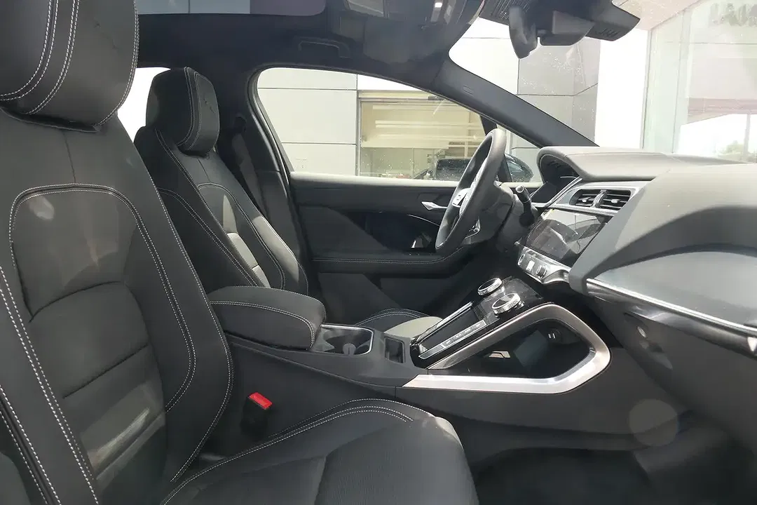 Jaguar I-Pace EV400 4x4 R-Dynamic SE - Thumbnail 3