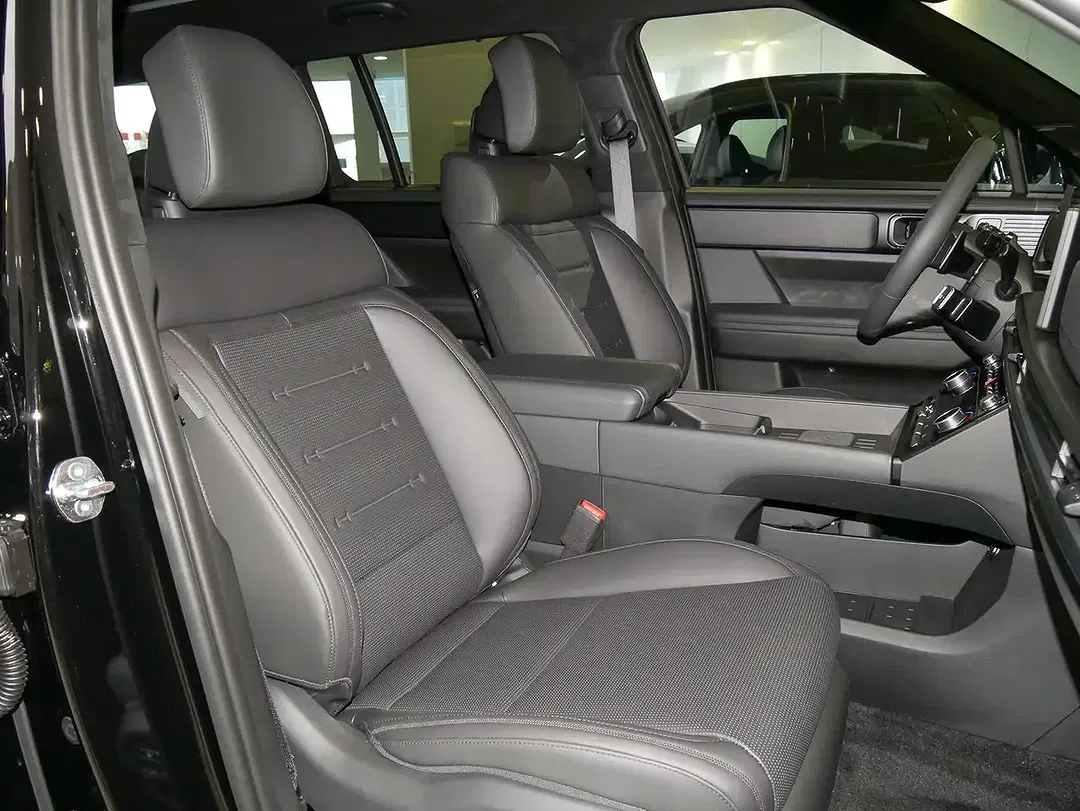 Hyundai SANTA FE Hybrid 4WD Blackline - Thumbnail 4