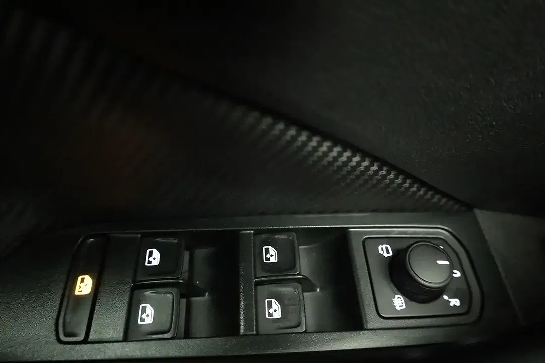 Skoda Kamiq 1.0 TSI Monte Carlo - Thumbnail 7